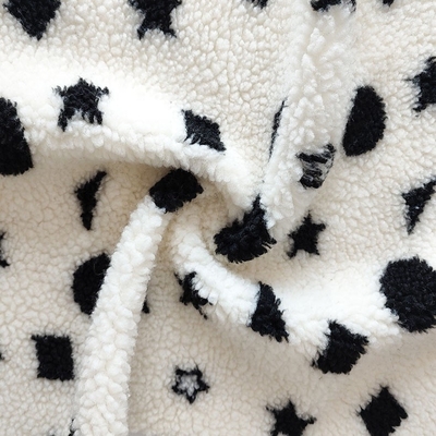 Γραπτό Jacquard υφάσματος δεράτων Sherpa νήμα που βάφεται για το μαξιλάρι χαλιών πατωμάτων Backoack